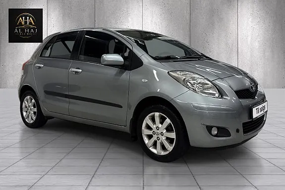Toyota Yaris 2010 photo 3