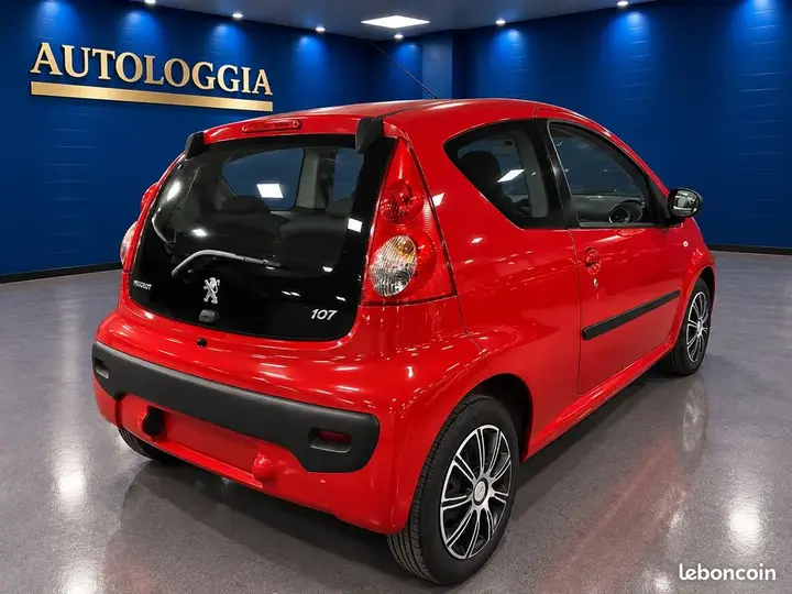 Peugeot 107 2010 photo 3