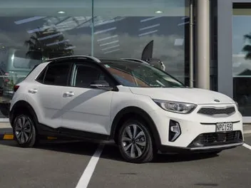Kia Stonic 2021 photo 2