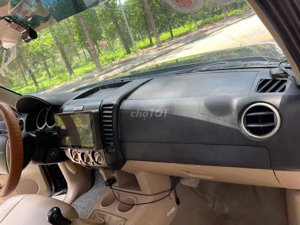Ford Everest 2008 photo 3