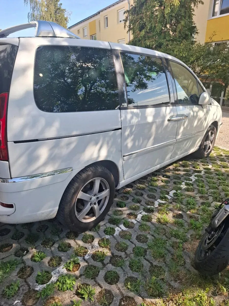 Peugeot 807 2010 photo 2
