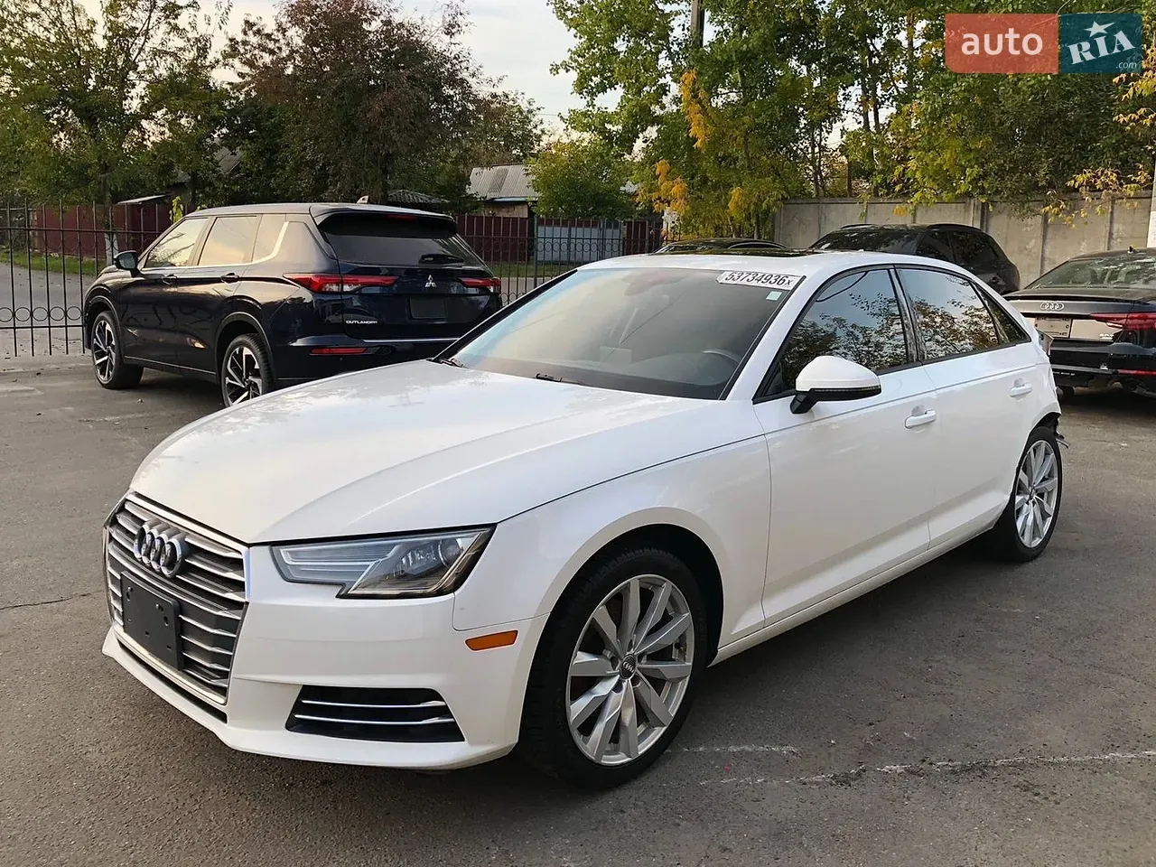 Audi A4 2017 photo 2