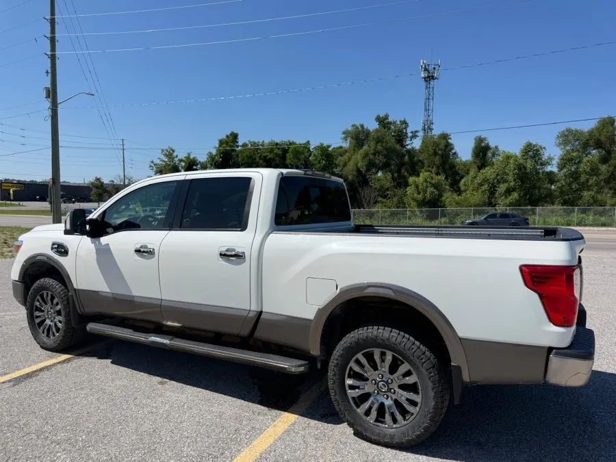 Nissan Titan Xd 2016 photo 3