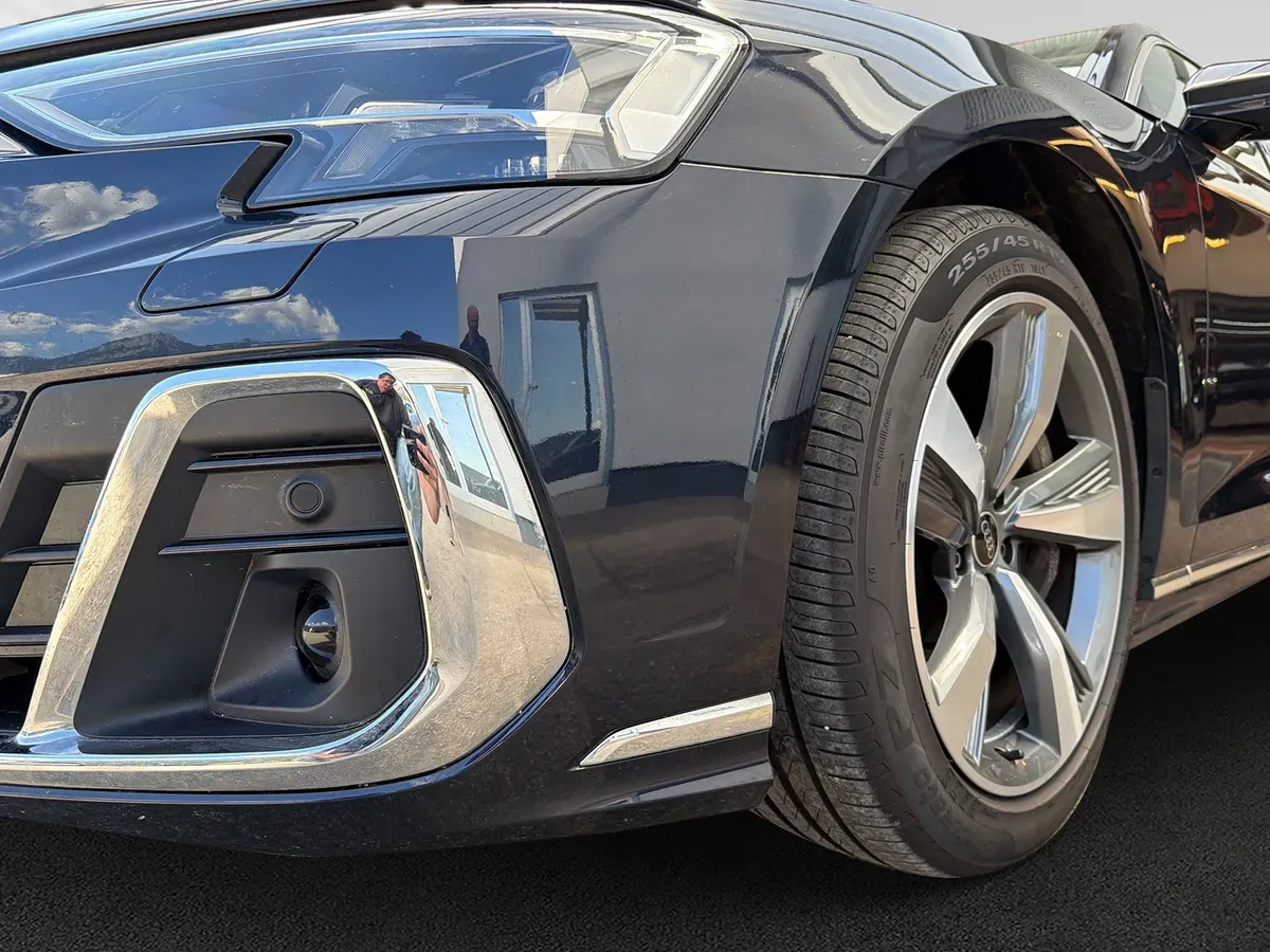 Audi A8 2024 photo 3