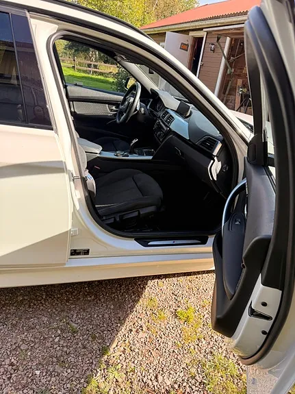 BMW 320D 2017 photo 4