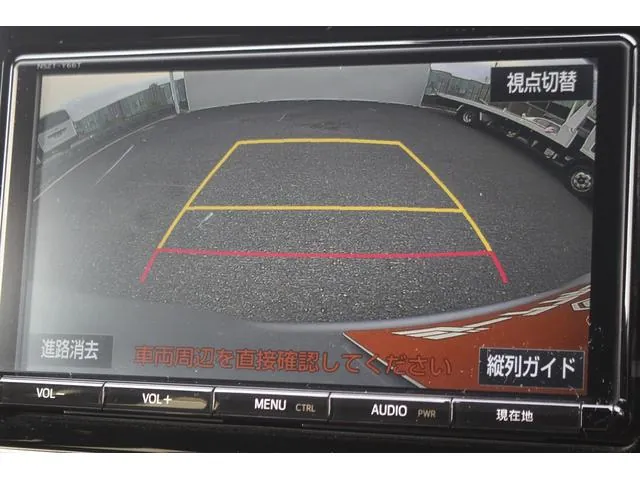 Toyota Voxy 2017 photo 4