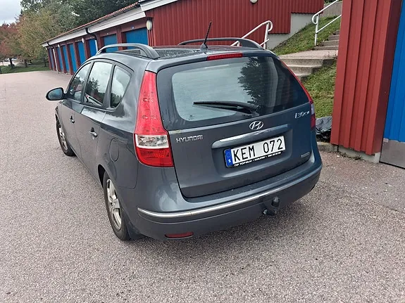 Hyundai I30 2010 photo 2
