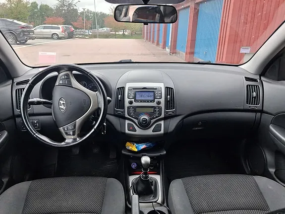 Hyundai I30 2010 photo 5