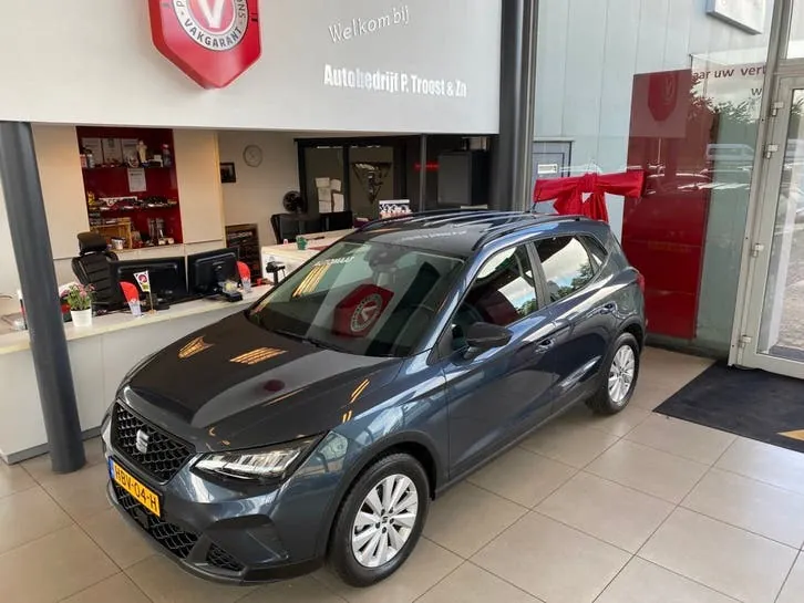 Seat Arona 2024 photo 2