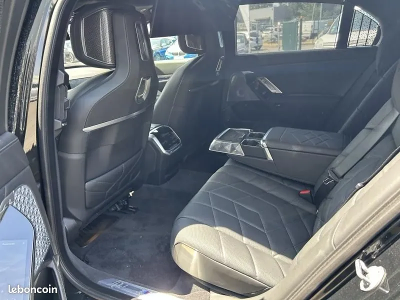 BMW I7 2024 photo 5