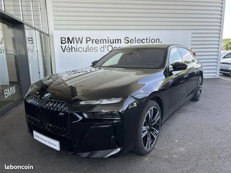 BMW I7