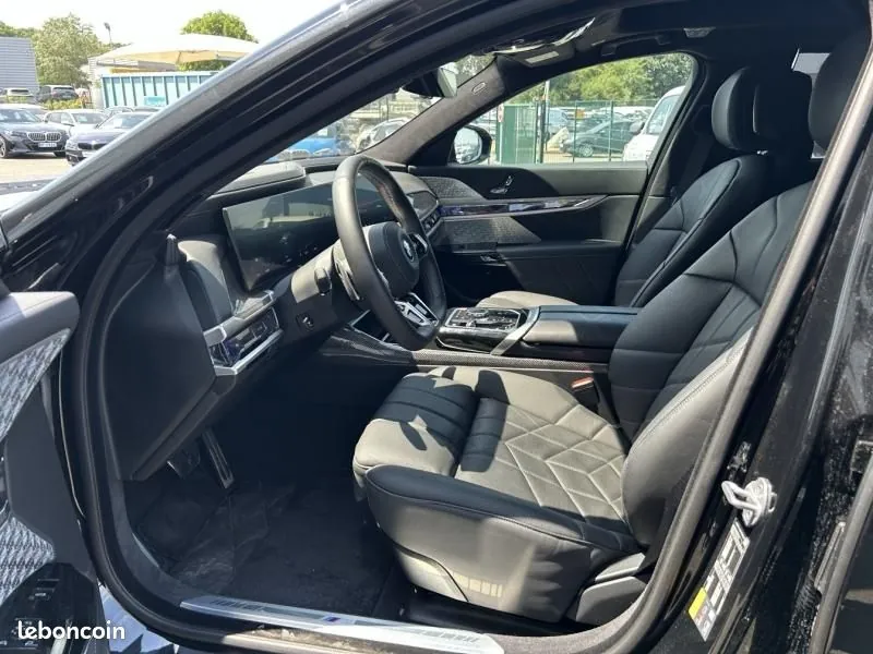 BMW I7 2024 photo 3