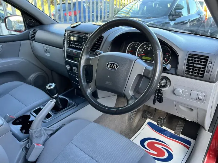 Kia Sorento 2009 photo 2