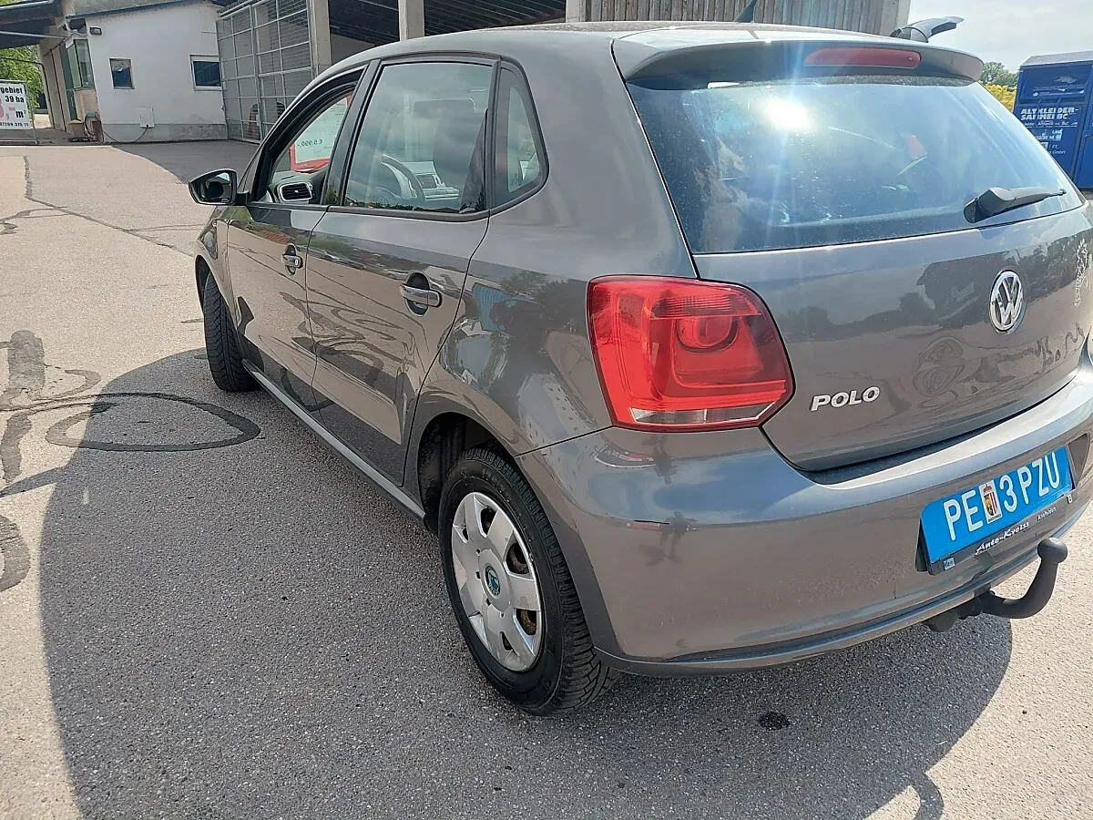 Volkswagen Polo 2012 photo 3