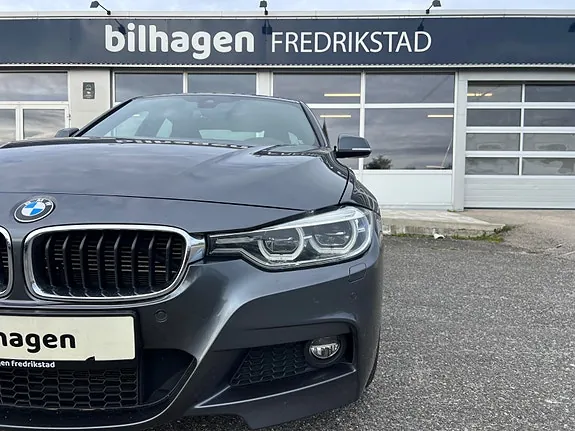 BMW 3 Series 2018 photo 4