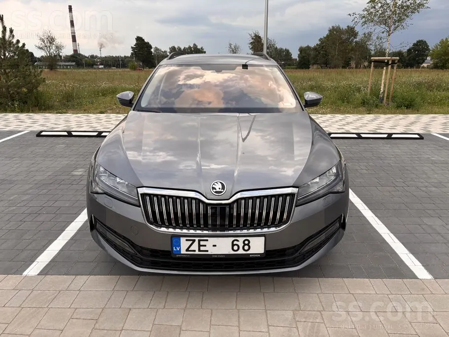 Skoda Superb 2024 photo 2