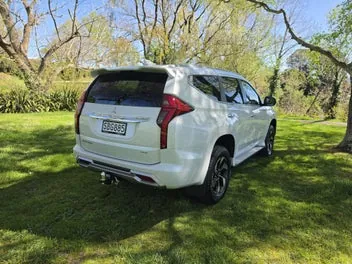 Mitsubishi Pajero Sport 2026 photo 4