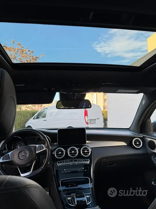 Mercedes-Benz Glc 2018 photo 4