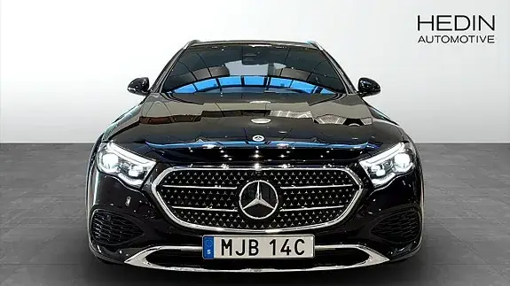 Mercedes-Benz E300 De 2026 photo 2