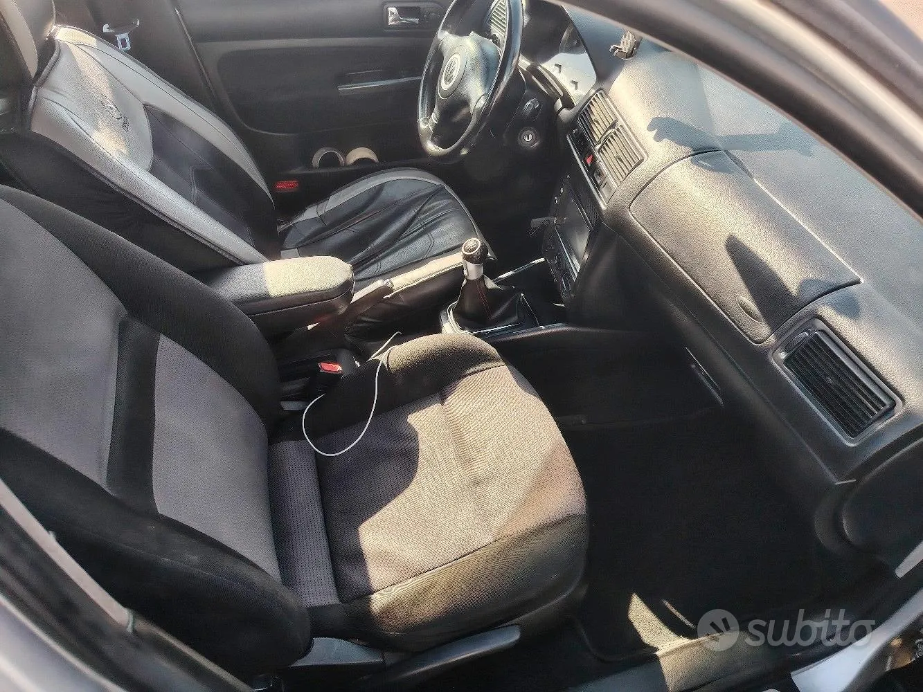 Volkswagen Golf 2001 photo 4