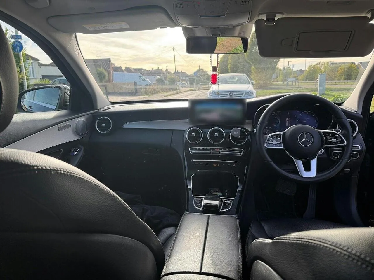 Mercedes-Benz C-Class 2019 photo 5