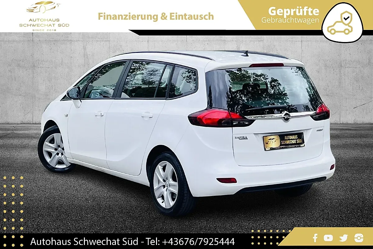 Opel Zafira Tourer 2012 photo 2