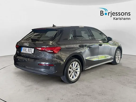 Audi A3 2023 photo 3
