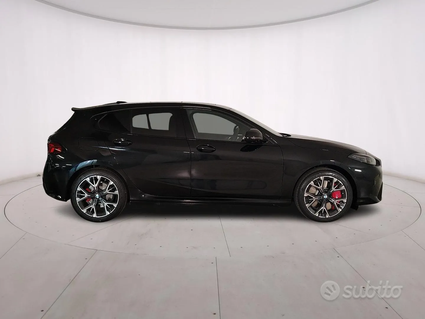 BMW 1 Series 2023 photo 4