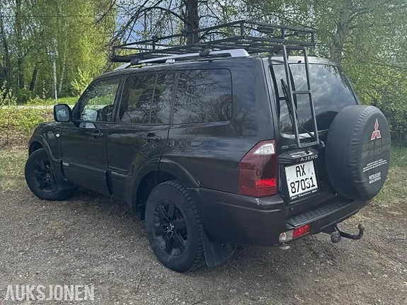 Mitsubishi Pajero 2005 photo 4