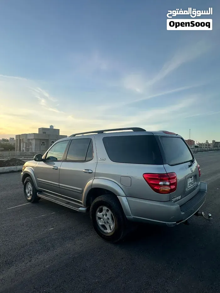 Toyota Sequoia 2004 photo 4