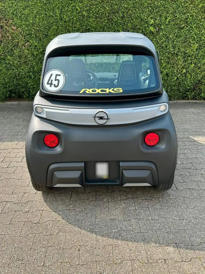 Opel Rocks E