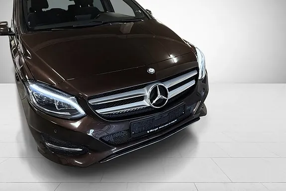 Mercedes-Benz B200 2015 photo 4