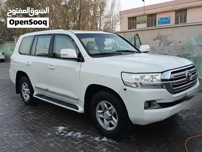 Toyota Land Cruiser Gxr 2014 photo 2