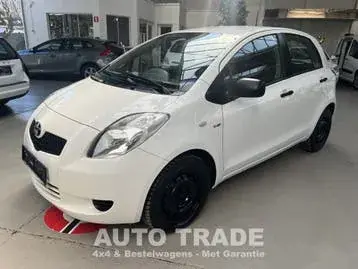 Toyota Yaris 2008 photo 2