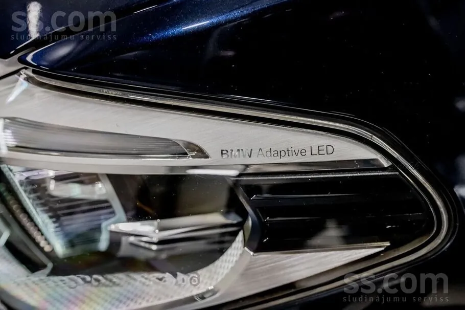 BMW 540I 2018 photo 2