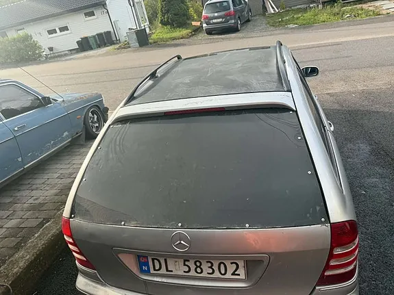 Mercedes-Benz C200 D 2005 photo 5