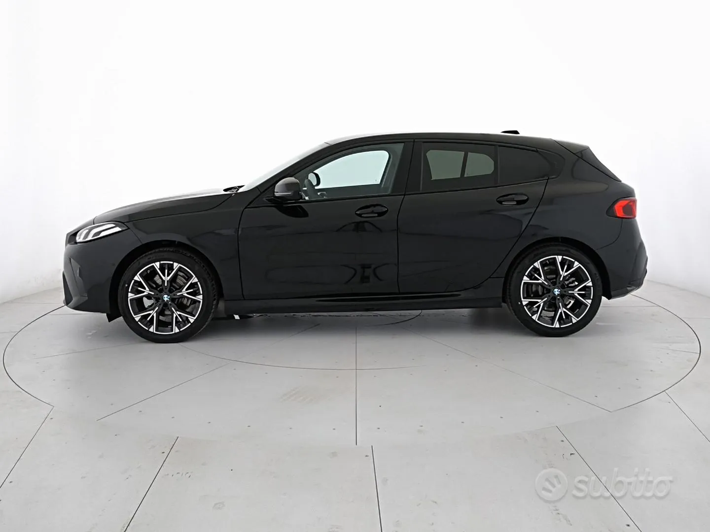 BMW 1 Series 2026 photo 3