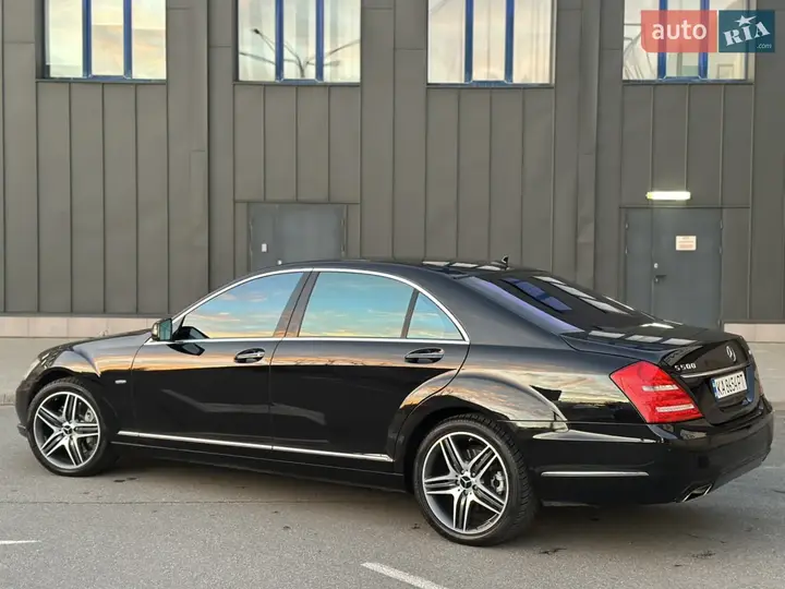 Mercedes-Benz S-Class 2012 photo 3