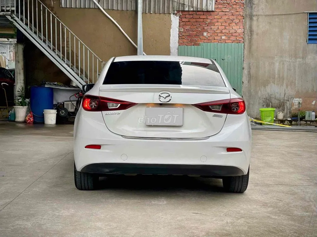 Mazda 3 2020 photo 2