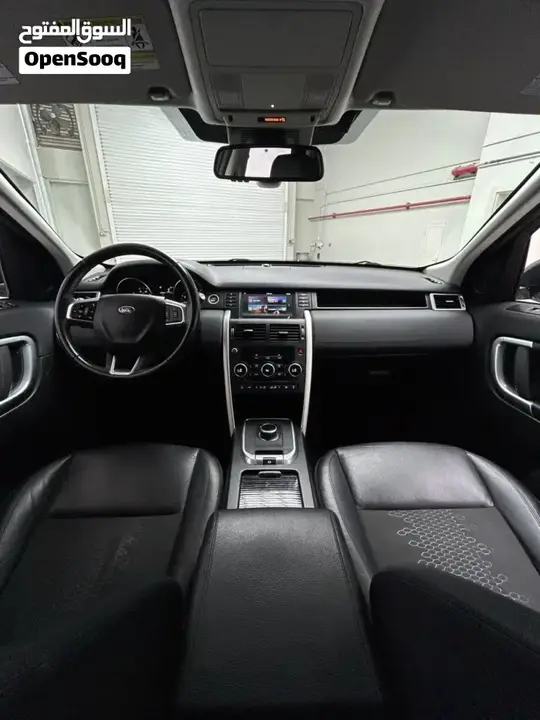 Land Rover Discovery Sport 2018 photo 4