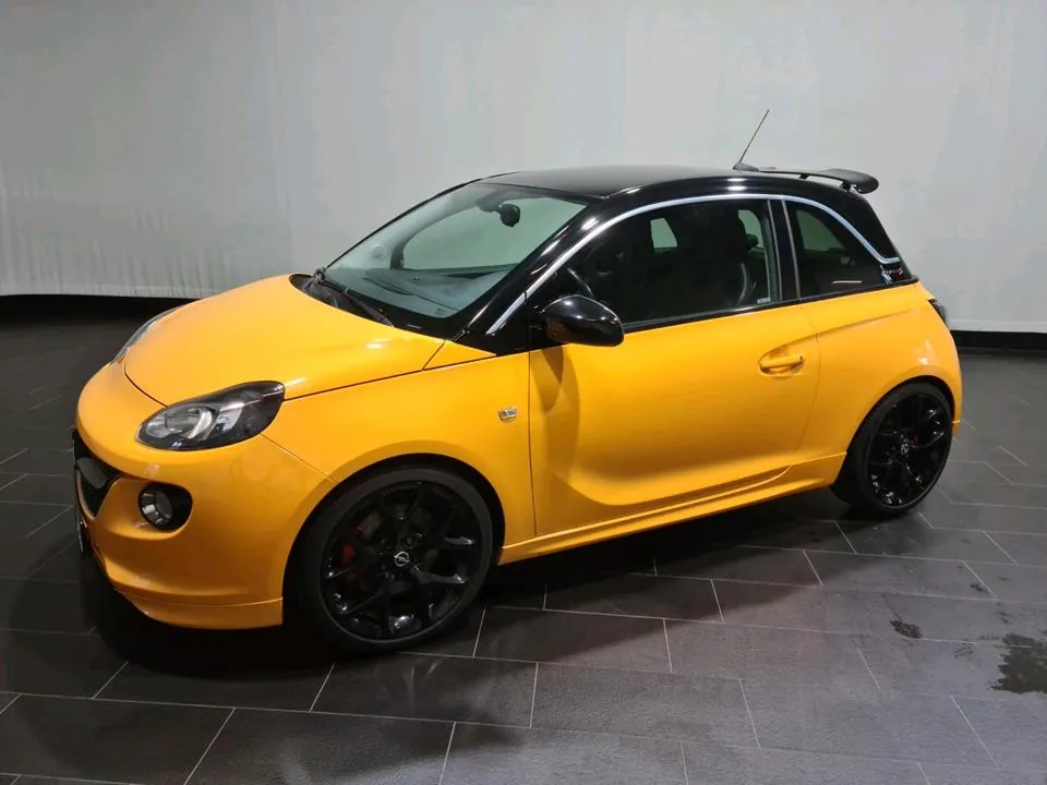Opel Adam S