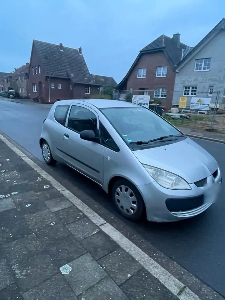 Mitsubishi Colt