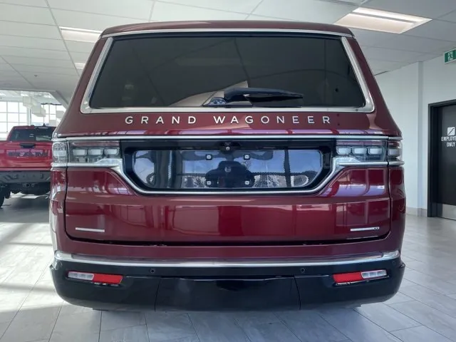 Jeep Grand Wagoneer 2022 photo 4