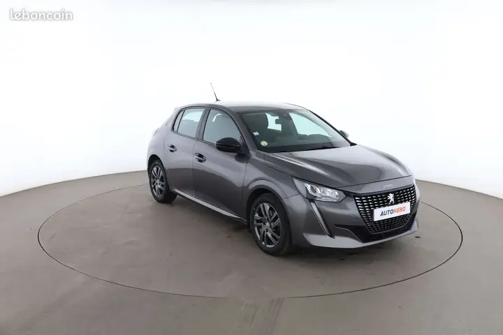 Peugeot 208 2022 photo 4