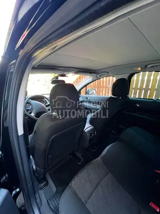 Peugeot 3008 2010 photo 4