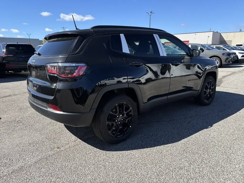 Jeep Compass 2026 photo 5