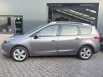 Renault Grand Scenic 2014 photo 2