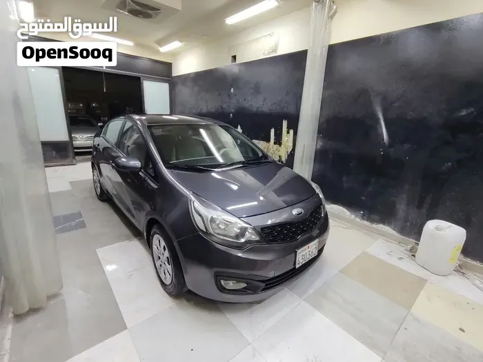 Hyundai Accent 2013 photo 5