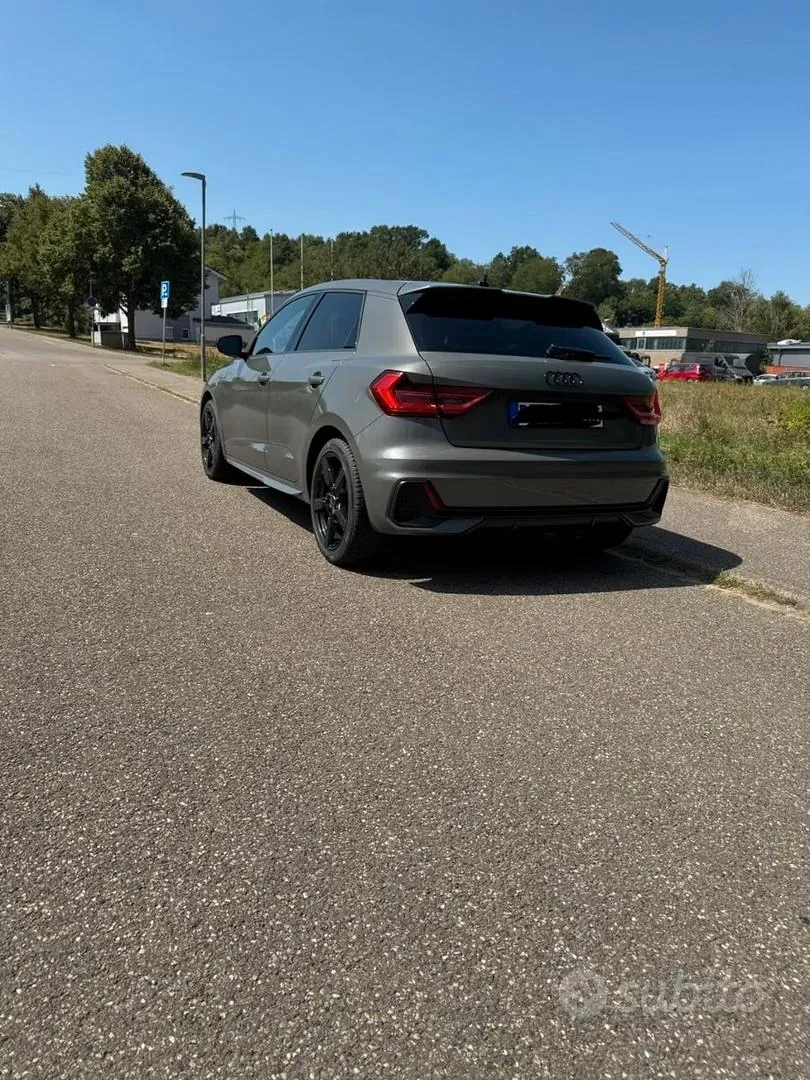 Audi A1 2025 photo 3