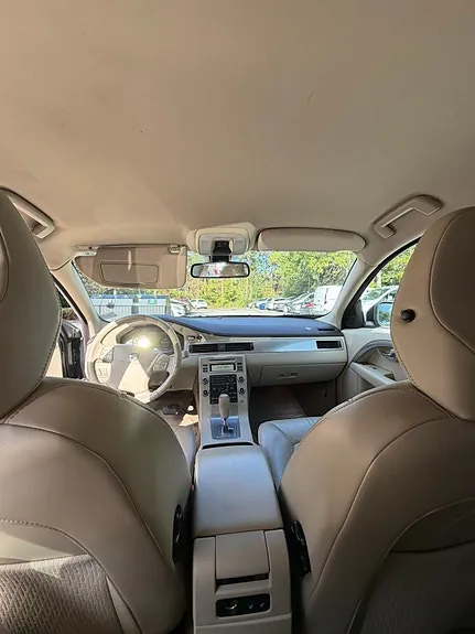 Volvo V70 2009 photo 3